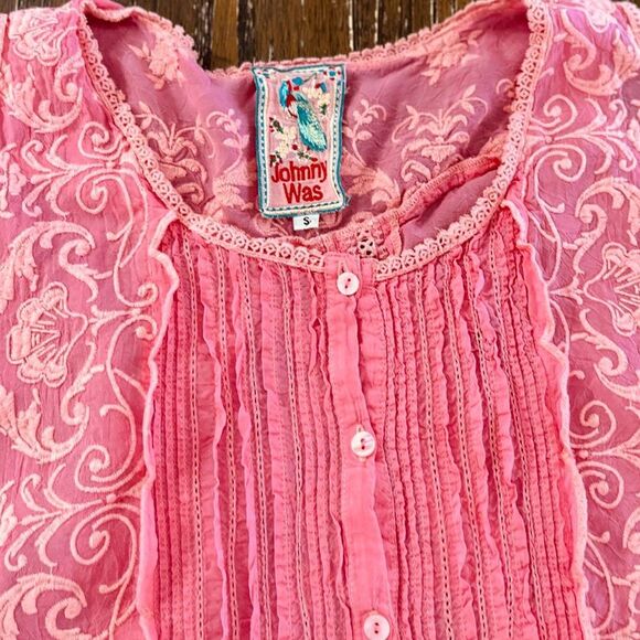 Johnny Was Coral Sleeveless Flowy Shirt Size Small - Picture 3 of 14